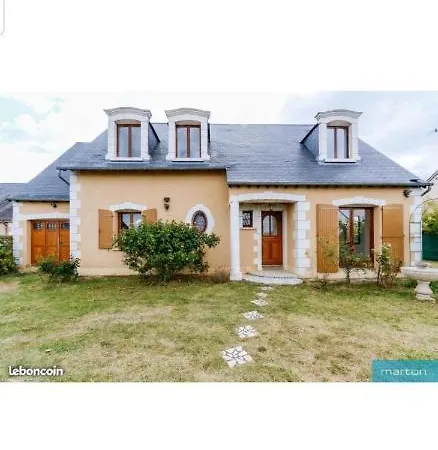 Belle Maison A Menars Exterior photo