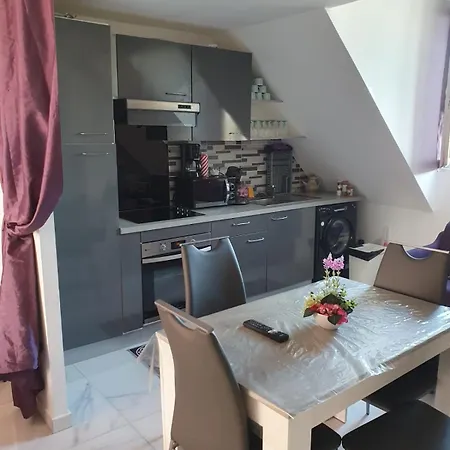 Belle Maison A Menars Room photo