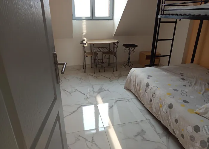 Belle Maison A Menars