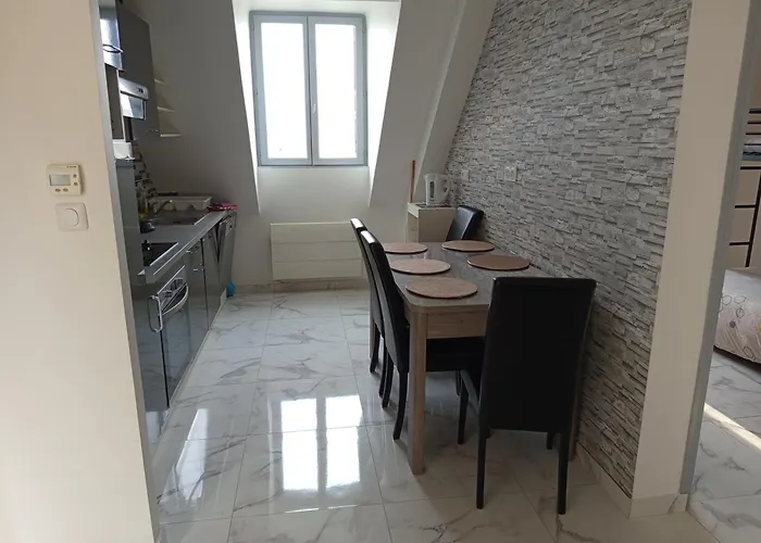 Belle Maison A Menars