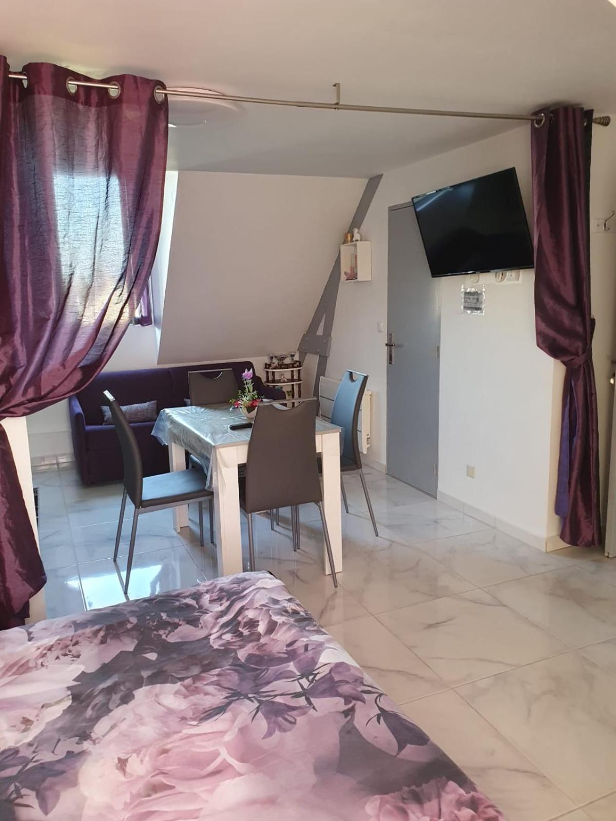 Belle Maison A Menars